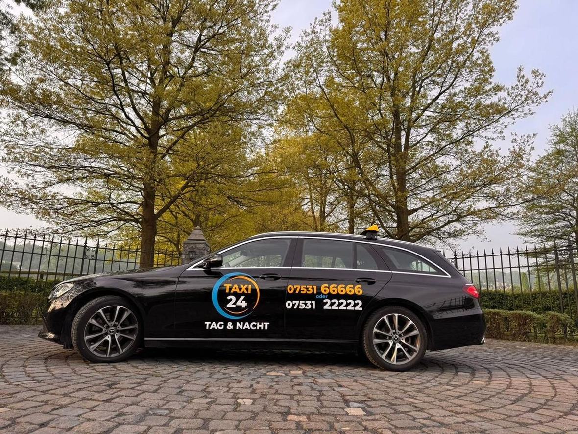 Taxi24 Mercedes E-Klasse Kombi Taxi Konstanz