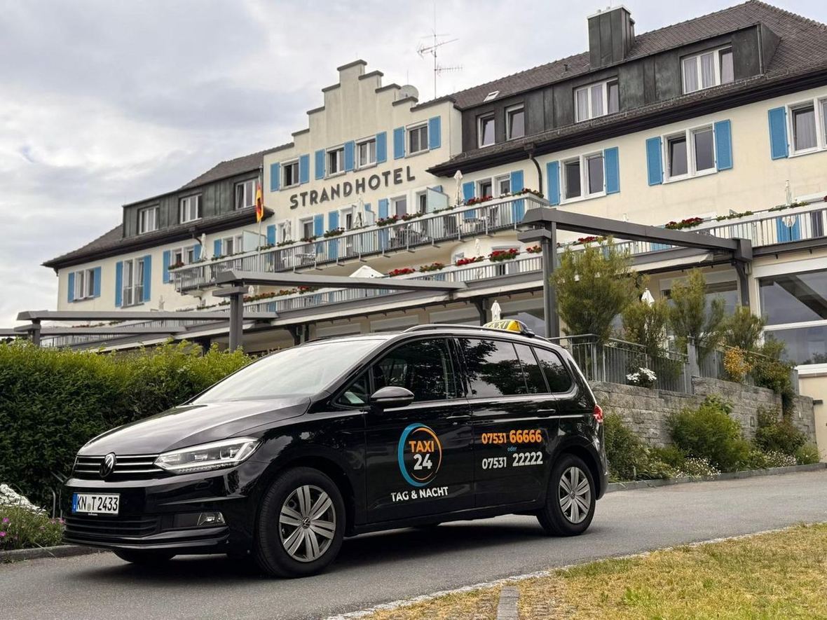 Taxi24 VW Touran Taxi Konstanz am Bodensee